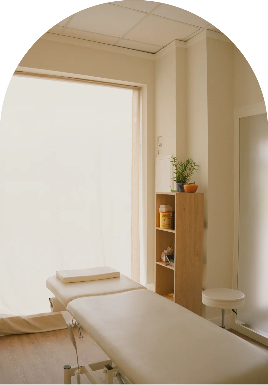 Pause. Fisioterapia, yoga y barre